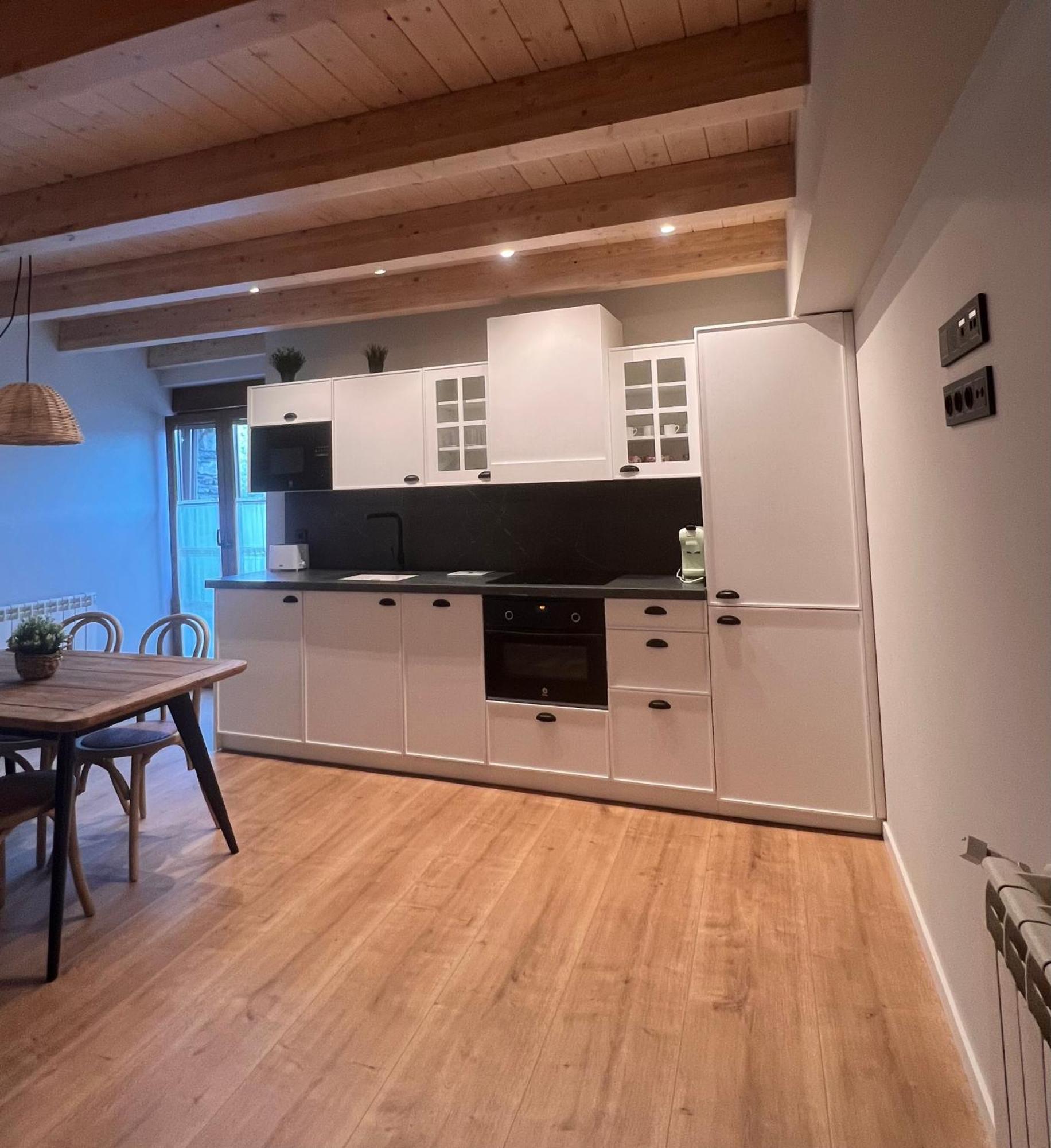 Apartamentos Turisticos: Tu Casa En Sahun 외부 사진